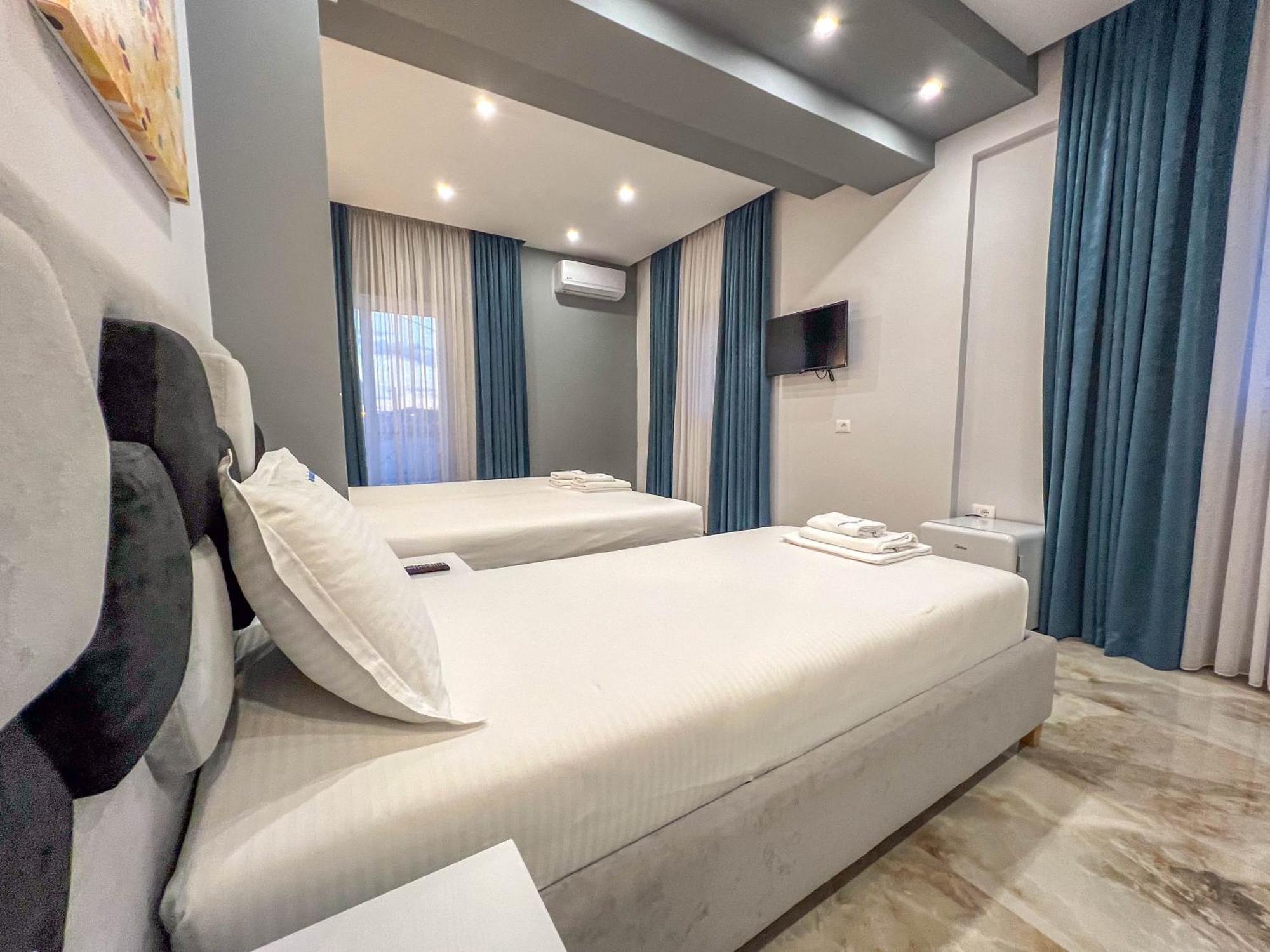 Rumani 3 Islands Hotel Ksamil Exterior photo